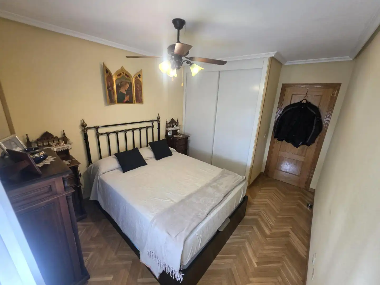 Habitación de Piso en venta en Valdemoro con Aire acondicionado, Calefacción y Parquet