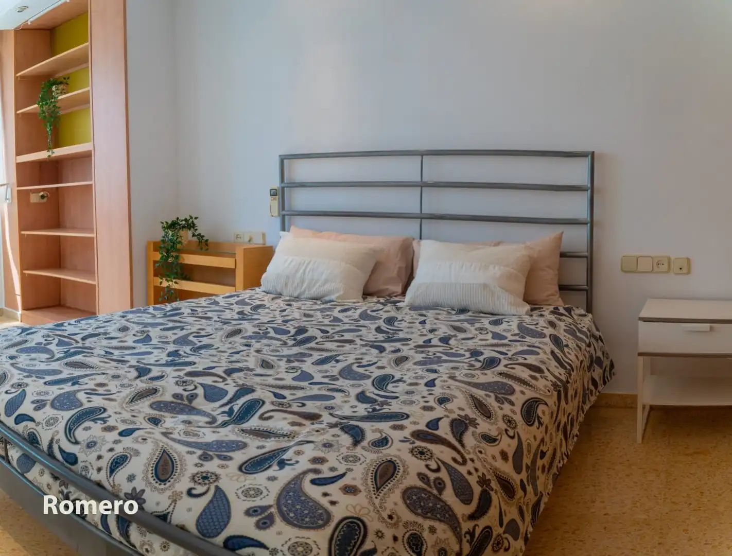 Bedroom of Flat for rent in Málaga  with Air Conditioner, Terrace and Furnished