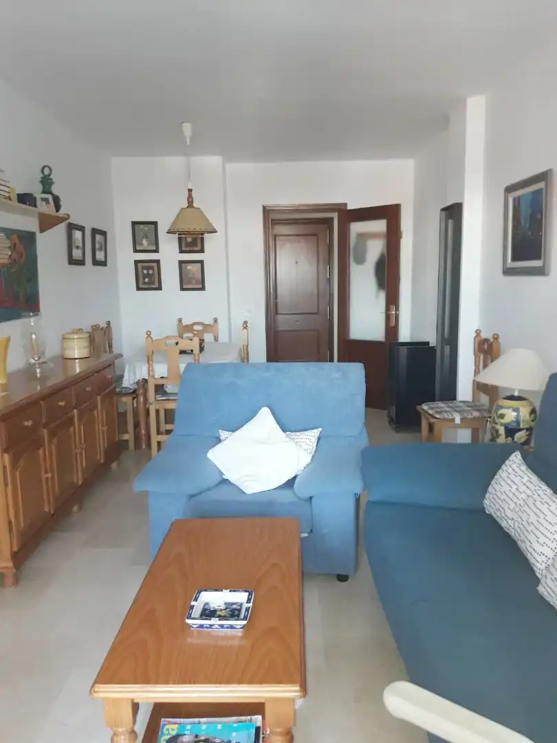 Flat for rent in Calle Pintor Alonso Cano, Centro - Calzada - Cabo Noval