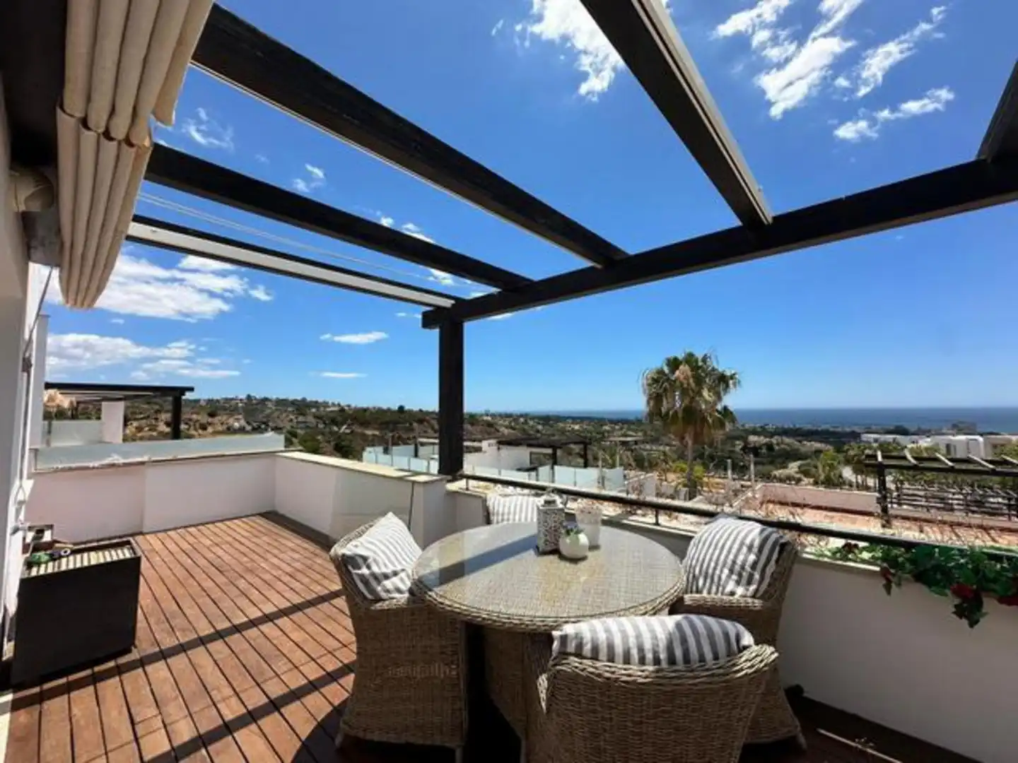 Terrassa de Àtic en venda en Marbella amb Aire condicionat, Terrassa i Piscina