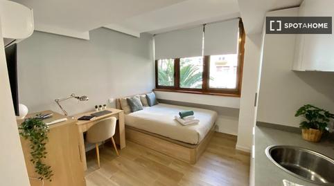 Foto 2 de Estudio para compartir en Bellas Vistas,  Madrid Capital