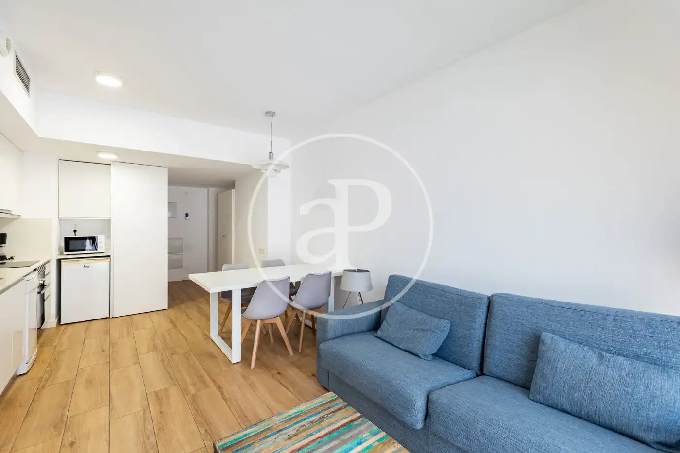 Sala de estar de Piso en venta en Barcelona con Aire acondicionado, Calefacción y Piscina comunitaria