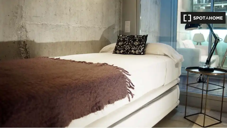 Flat with terrace to rent in Eixample, imagen 9