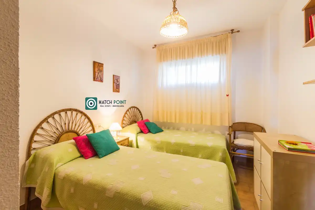 Bedroom of Flat for sale in Almuñécar  with Furnished