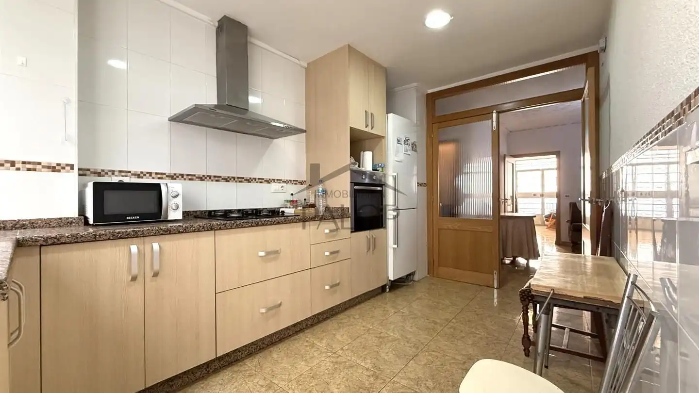 Kitchen of Houses for sale in Carcaixent  with Terrace