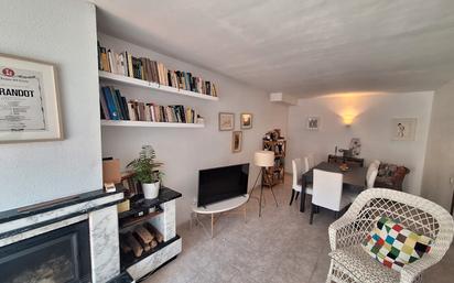 Living room of Single-family semi-detached for sale in Sant Esteve Sesrovires  with Heating and Storage room