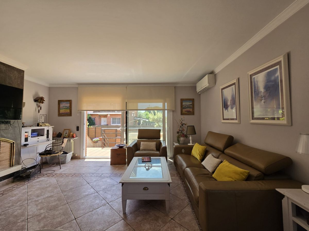 Living room of House or chalet for sale in La Garriga  with Air Conditioner, Heating and Terrace