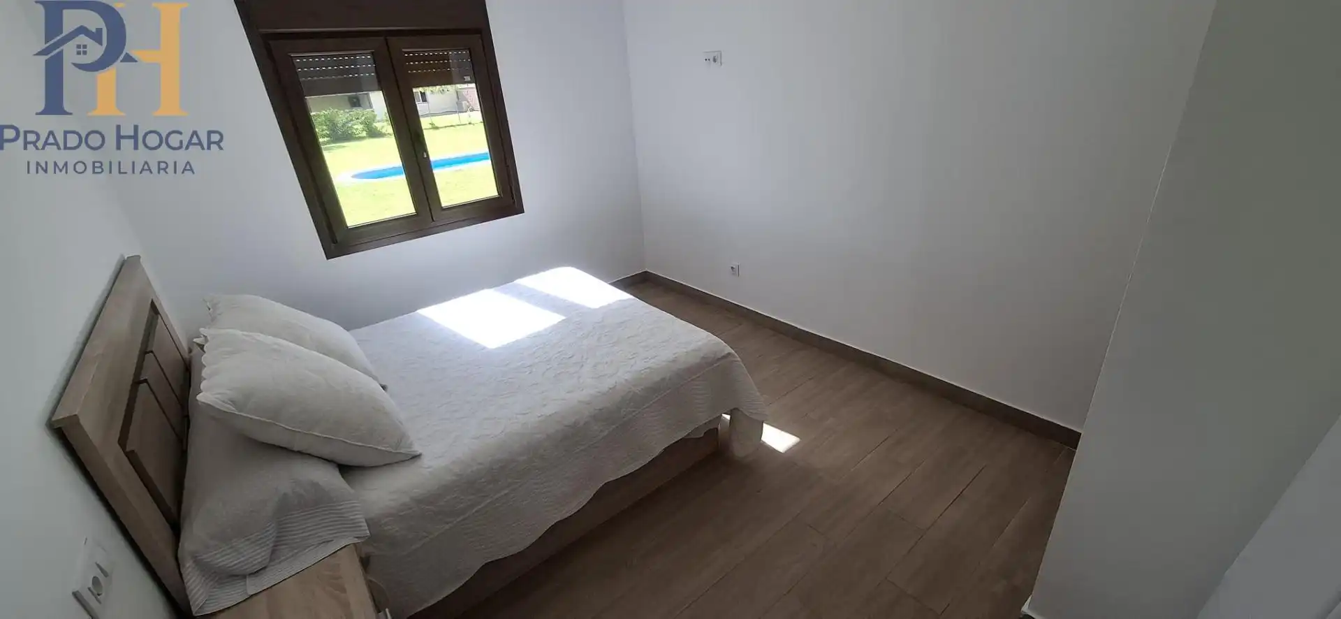 Houses for sale in Calle Calle Moscatel, Pepino