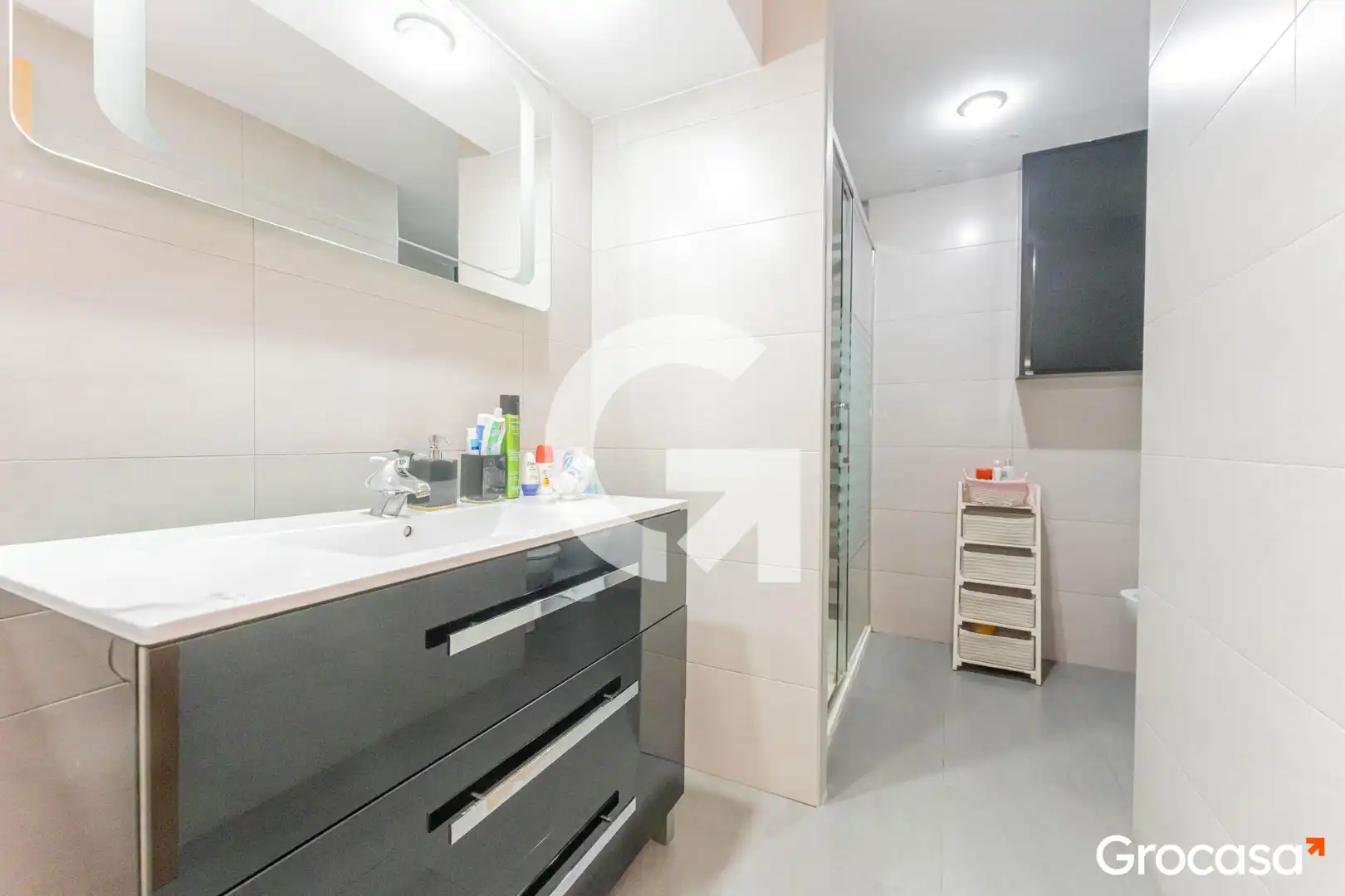Bathroom of Flat for sale in Cornellà de Llobregat  with Air Conditioner, Heating and Balcony