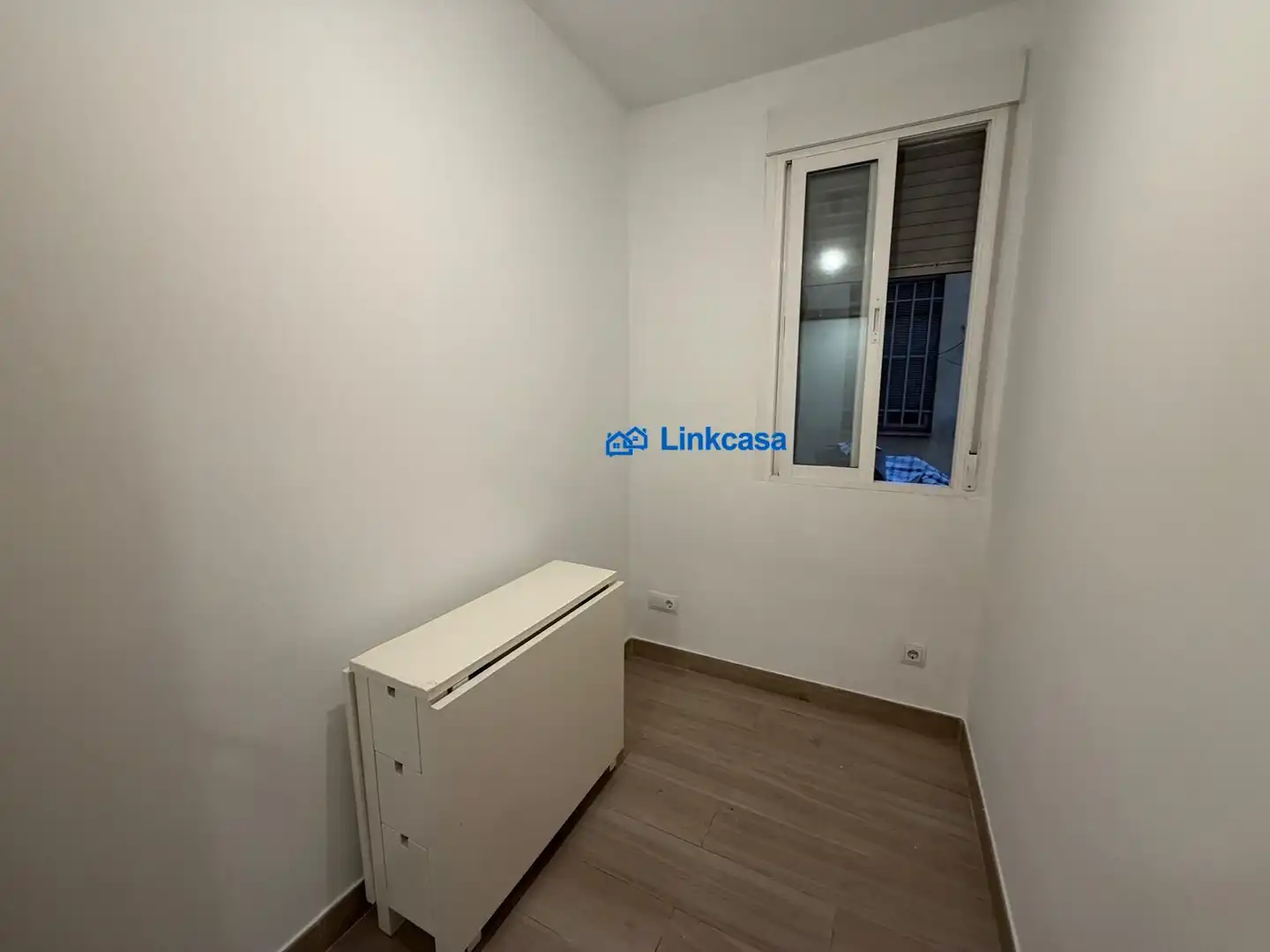 Flat for sale in Madrid  with Air Conditioner and Heating