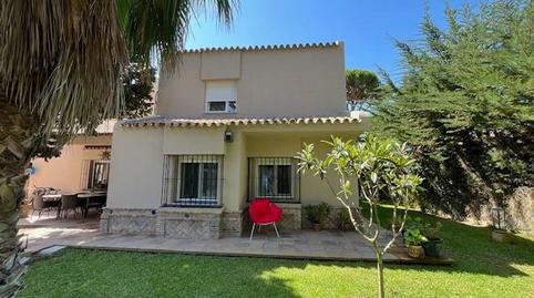 Foto 3 de Casa o xalet en venda a Avenida Austria, Roche, Cádiz