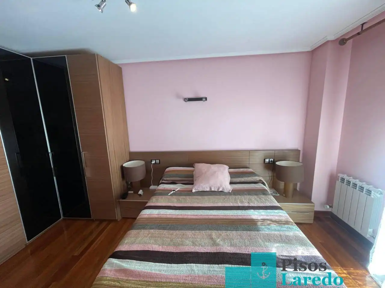 Bedroom of Flat for sale in Voto  with Air Conditioner, Heating and Storage room