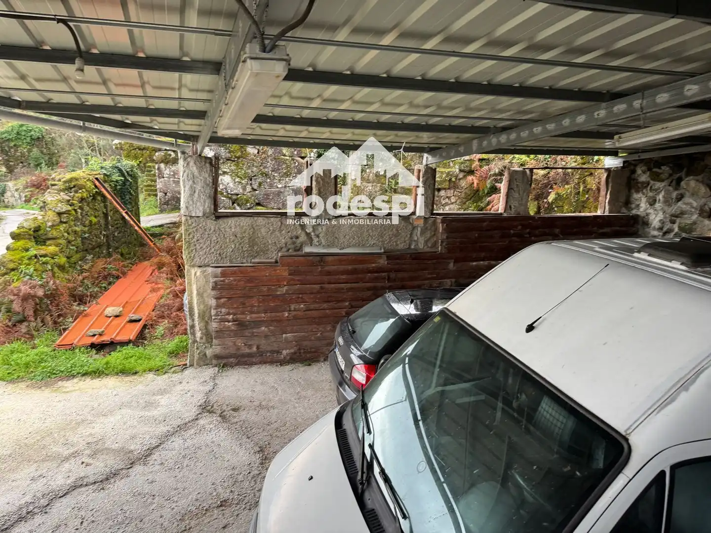 Parking de Casa o chalet en venta en Crecente con Terraza, Trastero y Amueblado