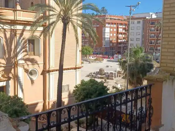 Vista exterior de Casa adosada en venda en Centro