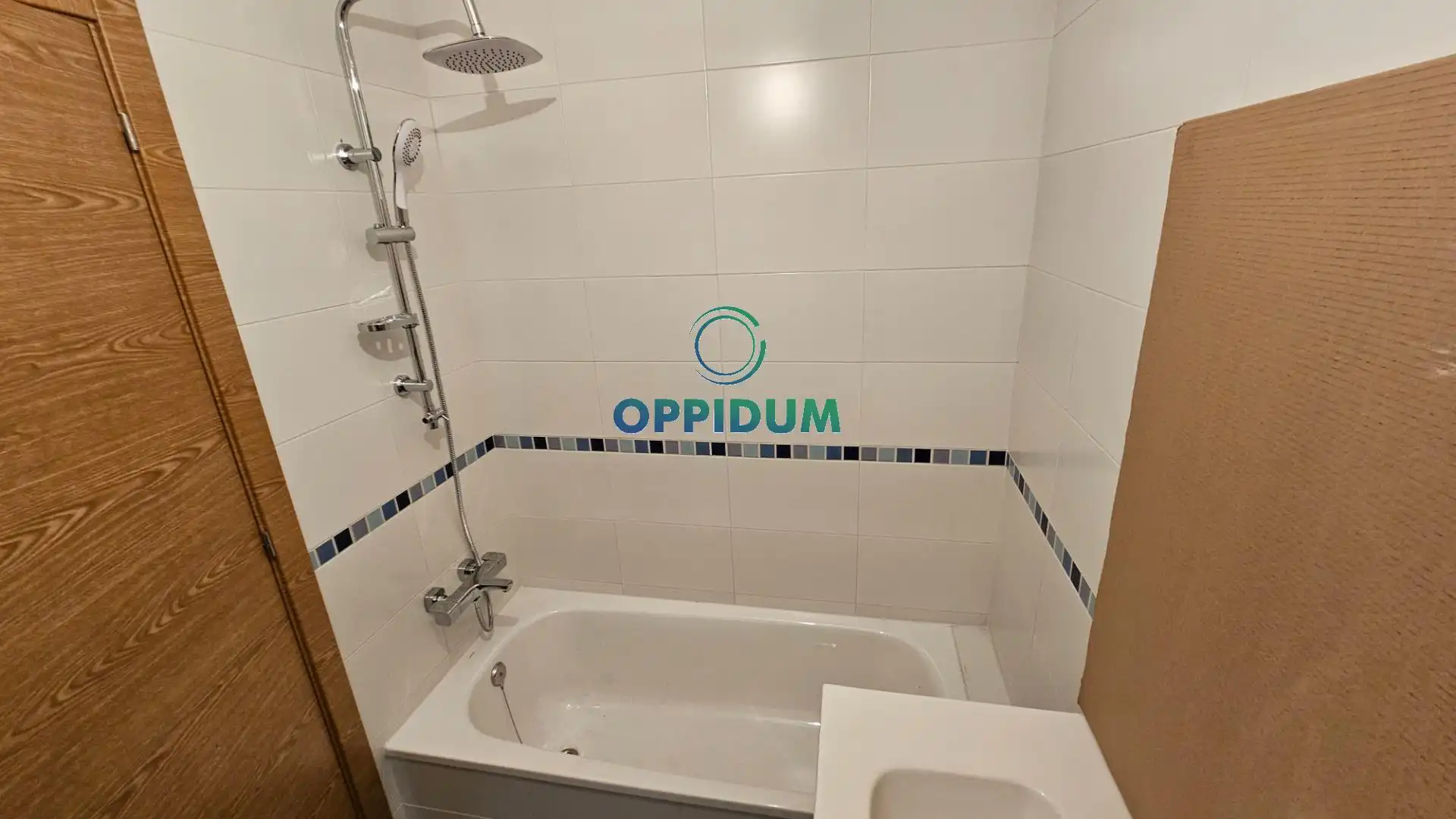 Bathroom of Attic for sale in Neda, A Coruña