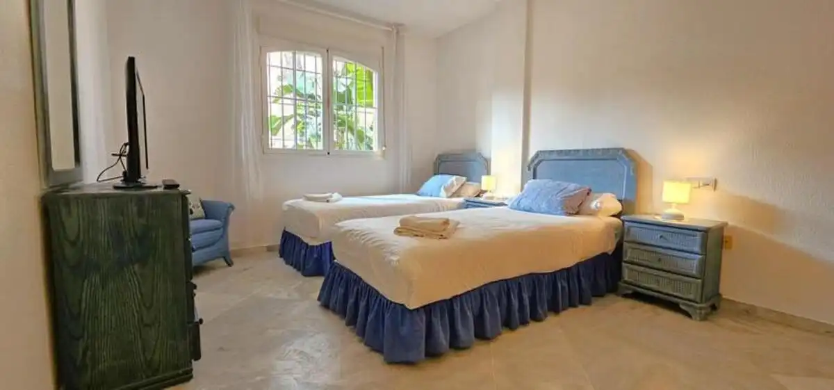 Bedroom of Ground floor for sale in Marbella  with Air Conditioner, Terrace and Swimming Pool