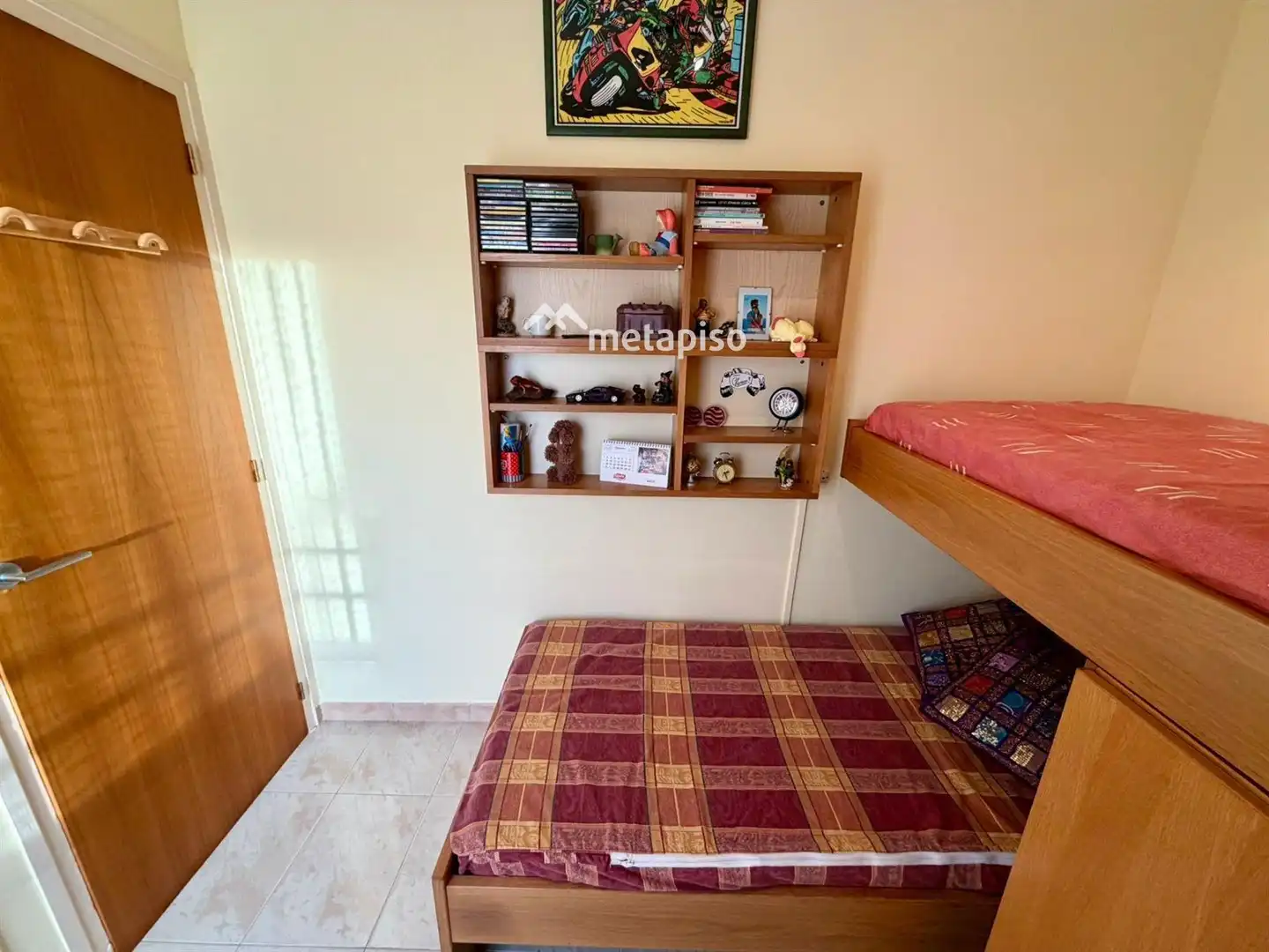 Schlafzimmer von Dachboden zum Verkauf in El Vendrell mit Klimaanlage, Heizung und Terrasse