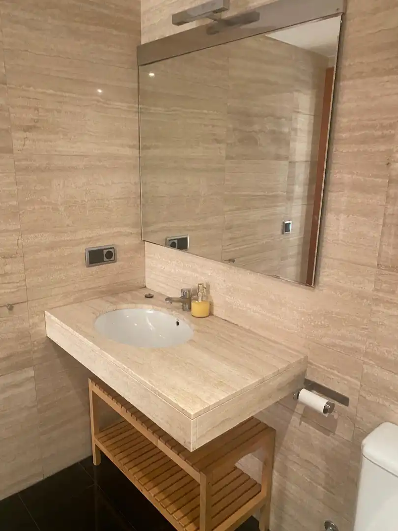 Flat for rent in Carrer del Castell de Solterra, 18, Montilivi