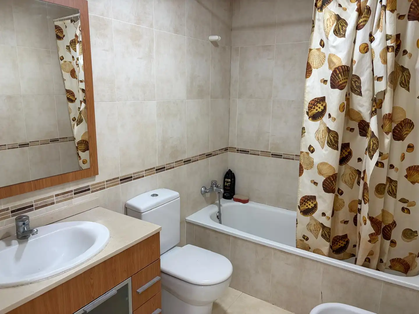 Bany de Pis en venda en Pedreguer amb Aire condicionat, Terrassa i Piscina
