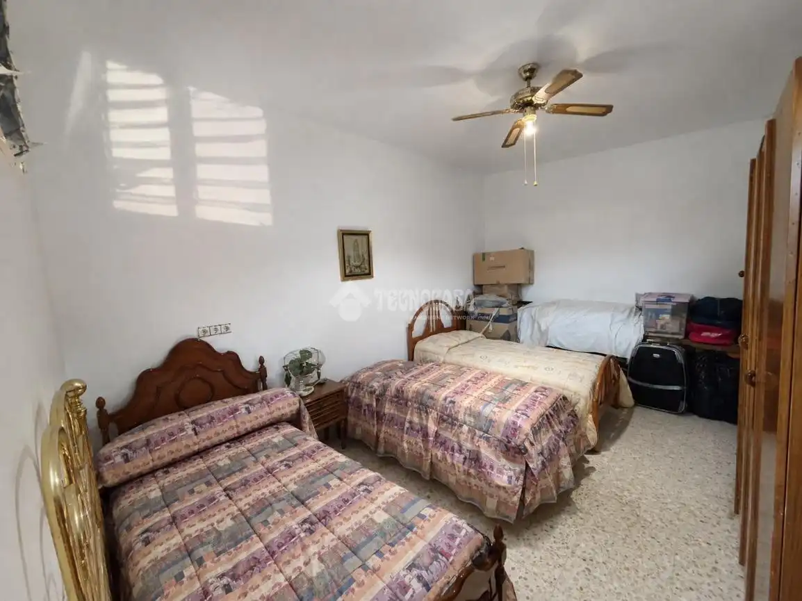 Bedroom of Houses for sale in Antequera