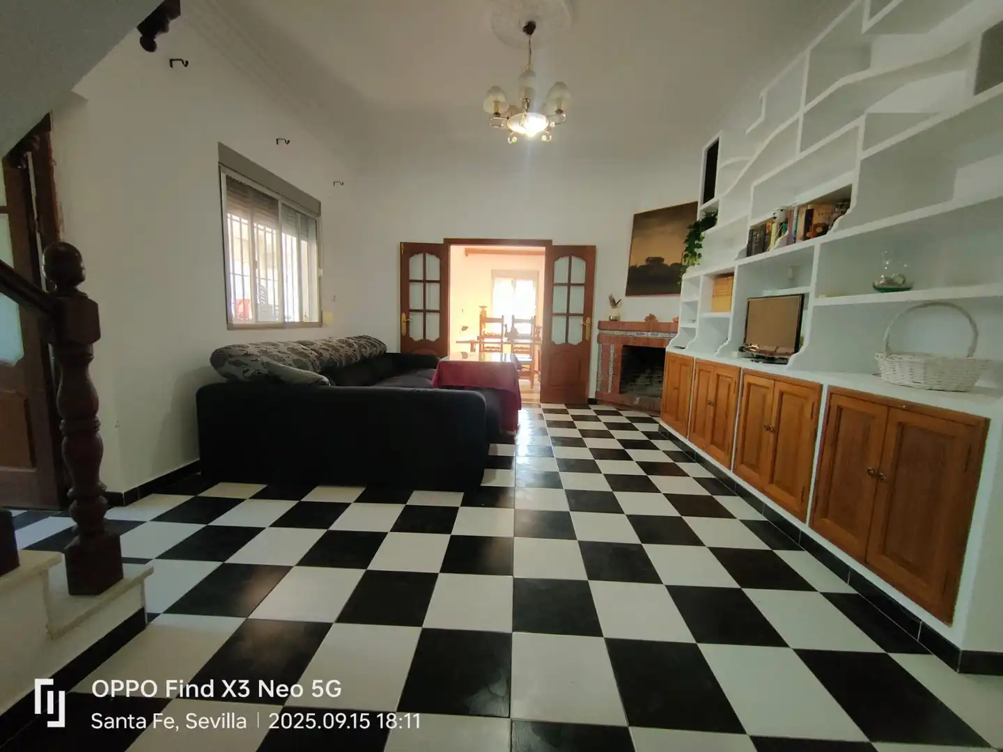 Sala d'estar de Casa o xalet en venda en El Viso del Alcor amb Aire condicionat, Jardí privat i Piscina