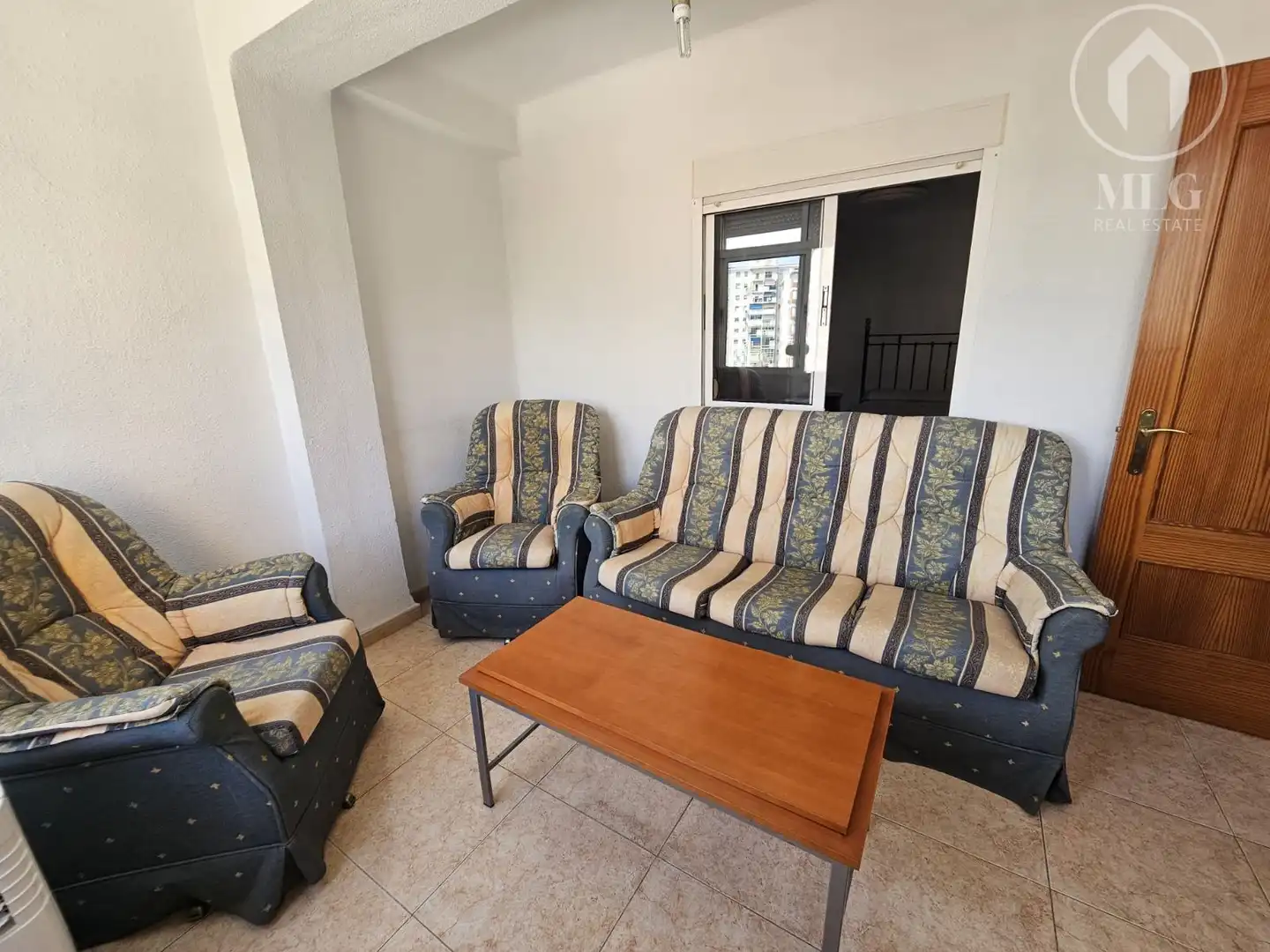 Piso con ascensor en venta en Alcalde jose maria corona, imagen 2