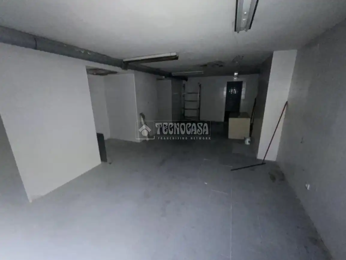 Local de lloguer en Madrid amb Aire condicionat, Calefacció i Terrassa