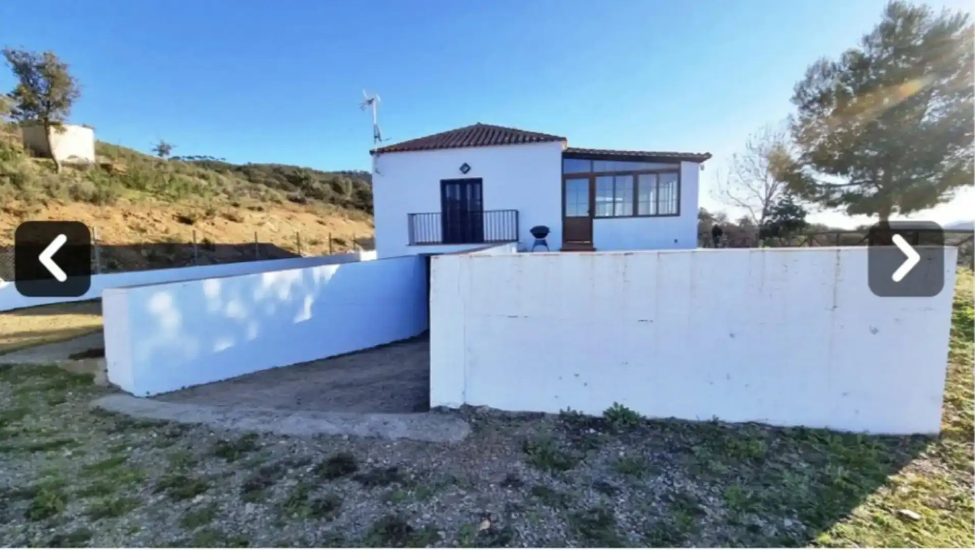 Vista exterior de Piso en venta en Zufre