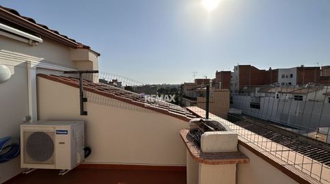 Foto 3 de Dúplex en venda a Calle Cl Emporda, Poble Nou - Olivar Gran, Figueres