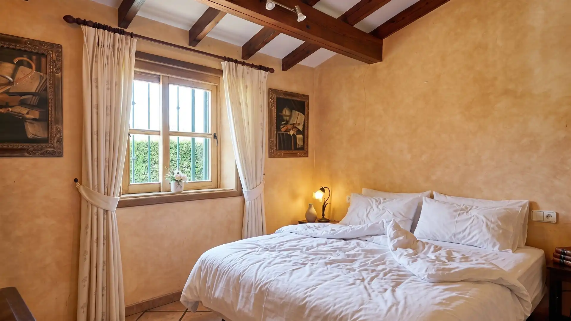 Habitación de Casa o chalet en venta en Estepona con Jardín privado y Terraza