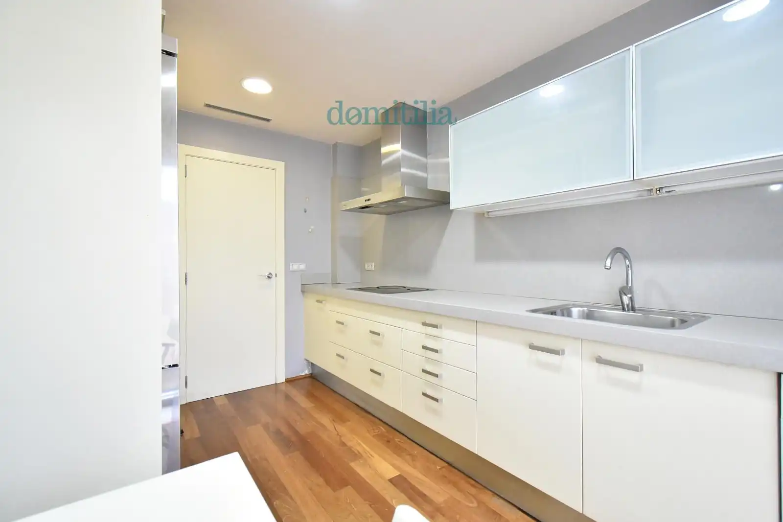 Cocina de Dúplex de alquiler en Sabadell con Aire acondicionado, Calefacción y Terraza