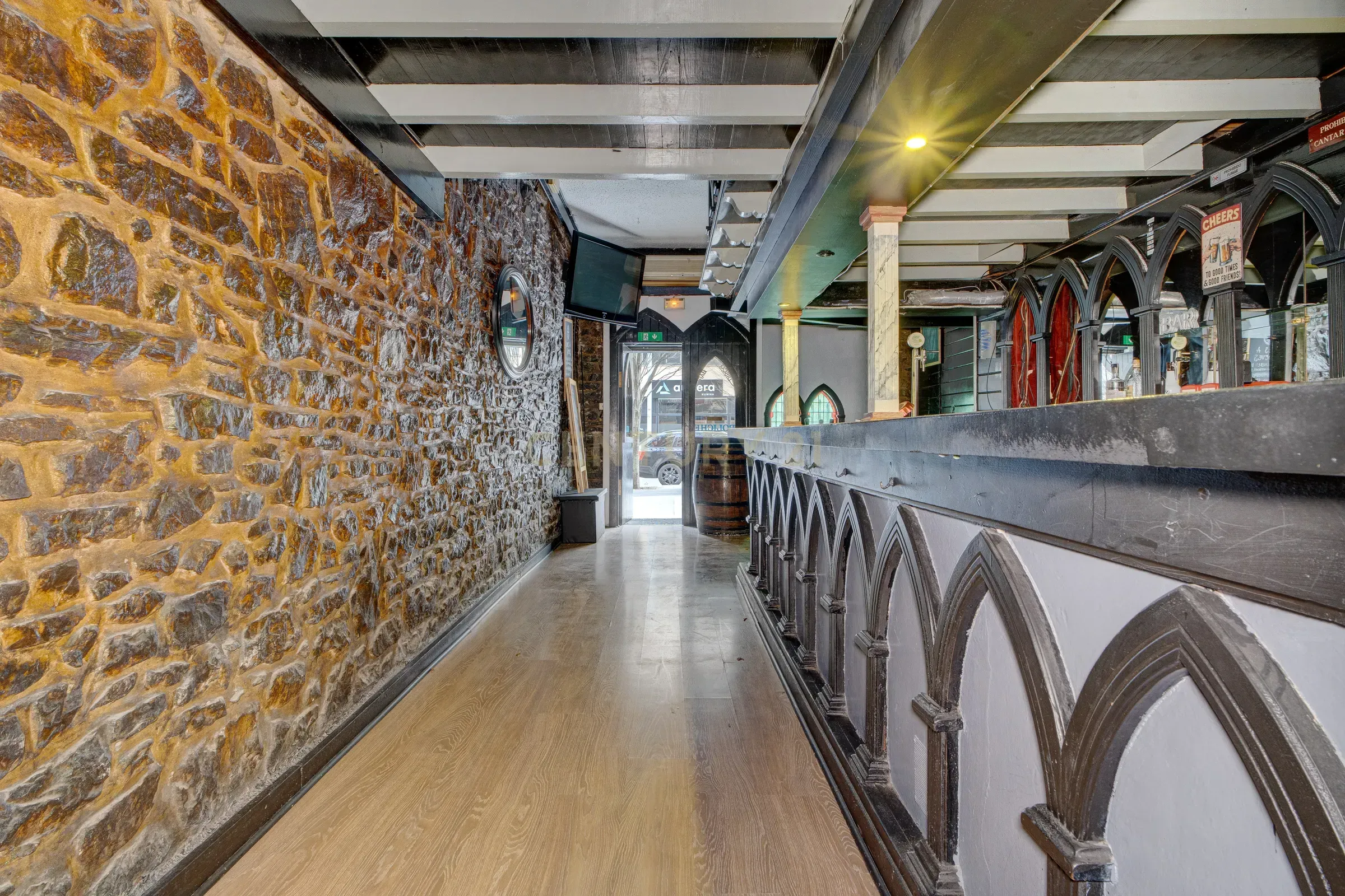 Premises for sale in Ondaribi'ko Karika, 33, Irun, Spain, 33, Pinar - Anaka - Belaskoenea