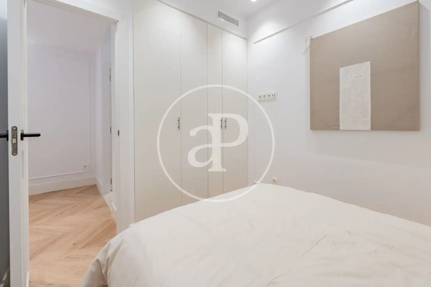 Dormitori de Pis en venda en Madrid amb Aire condicionat, Calefacció i Terrassa