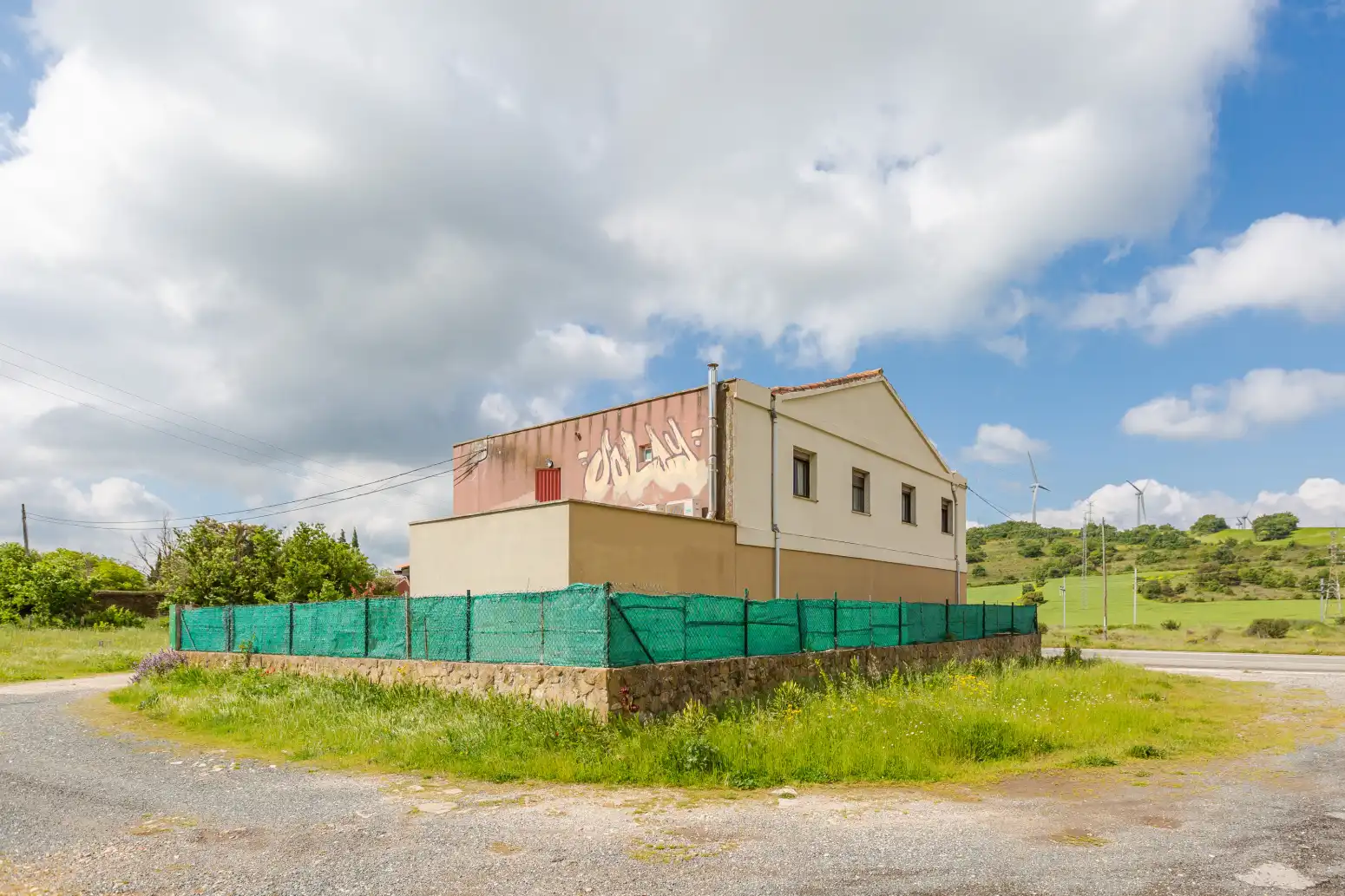 Außenansicht von Gebäude zum Verkauf in Unzué / Untzue