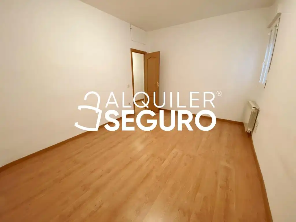 Habitación de Piso de alquiler en Madrid con Calefacción