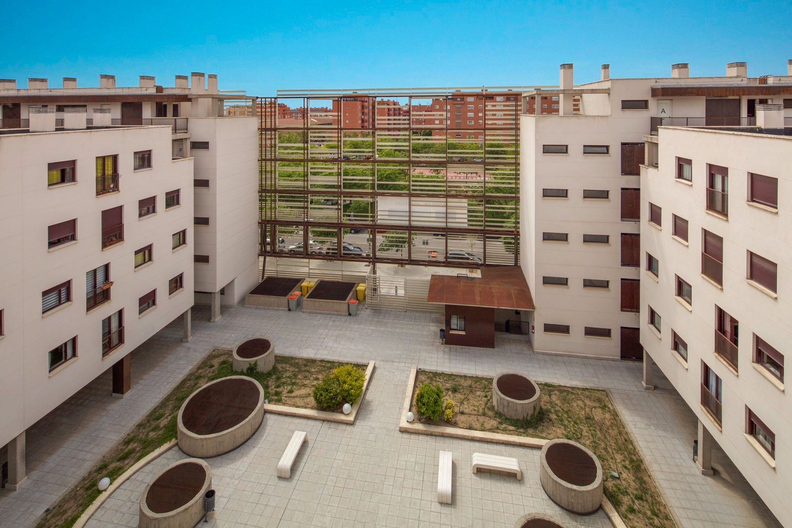 Exterior view of Flat for rent in  Madrid Capital  with Parquet flooring