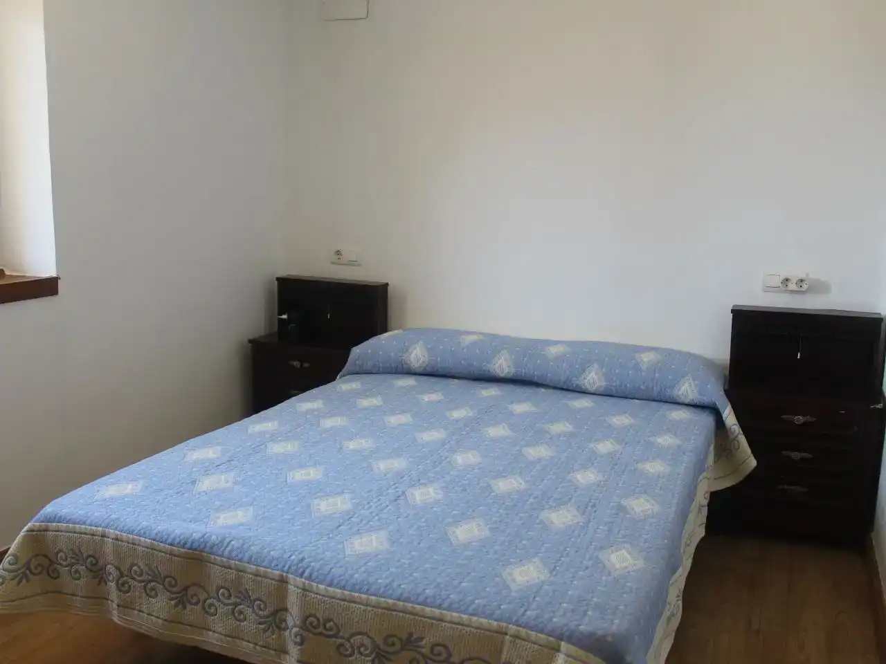 Dormitori de Casa adosada en venda en Castrillo de Villavega amb Moblat