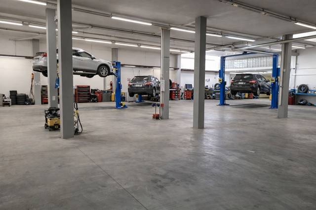 Local comercial en Venta en Avenida De les Glories Catalanes en Can Palet