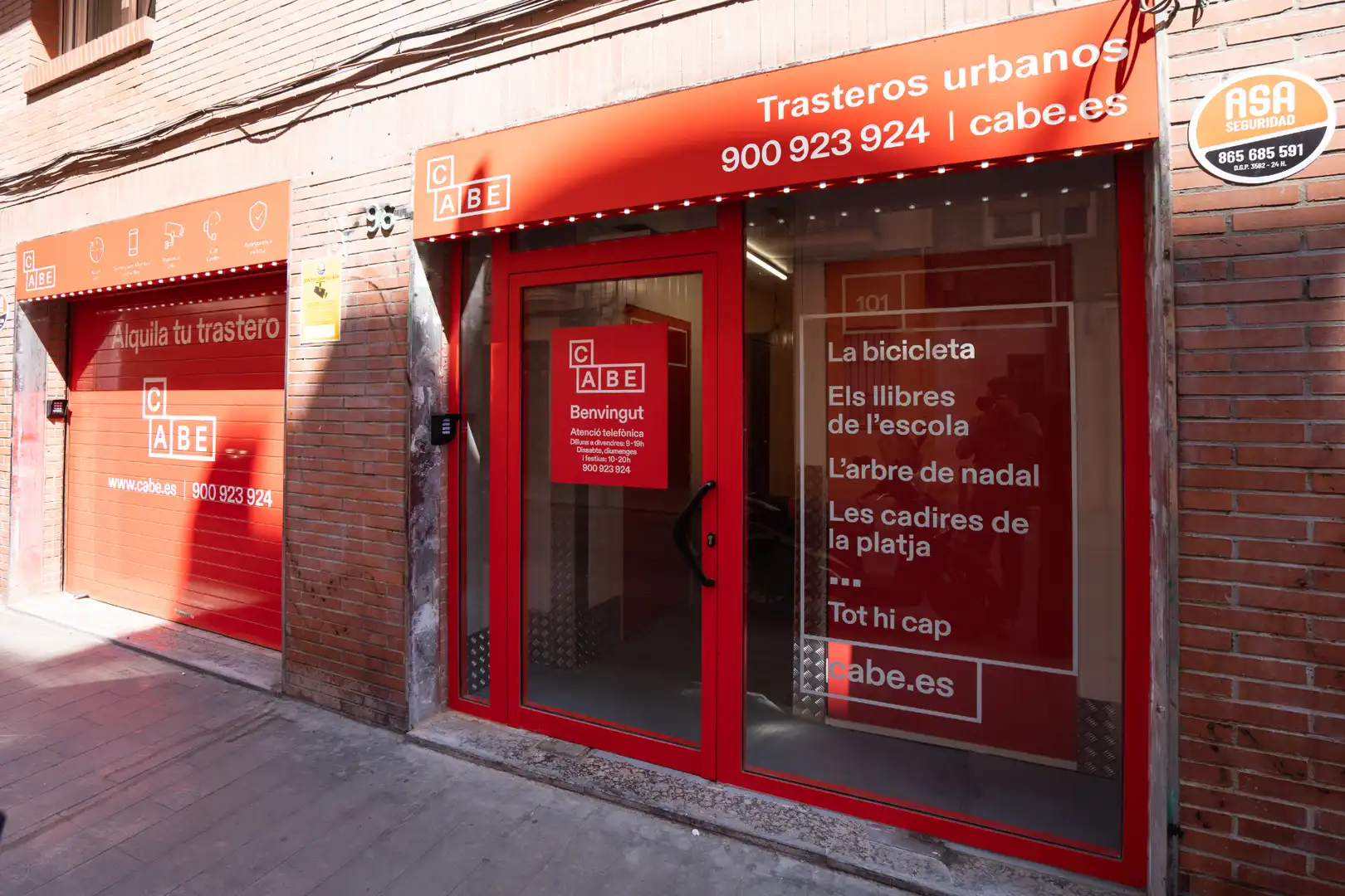 Storage room for rent in Barcelona  with Alarm