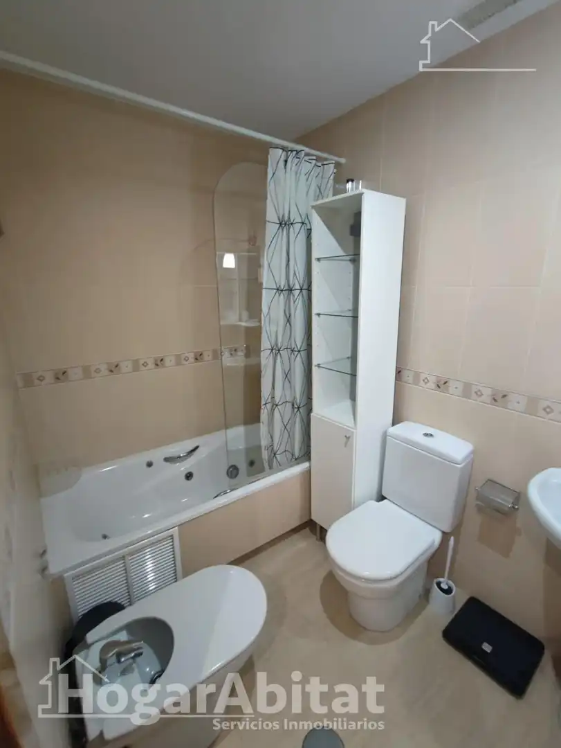 Baño de Piso en venta en Murcia con Parquet y Balcón