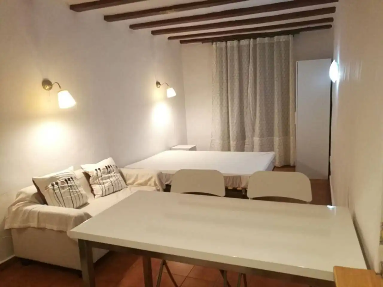 Schlafzimmer von Wohnung zur Miete in Barcelona mit Möbliert