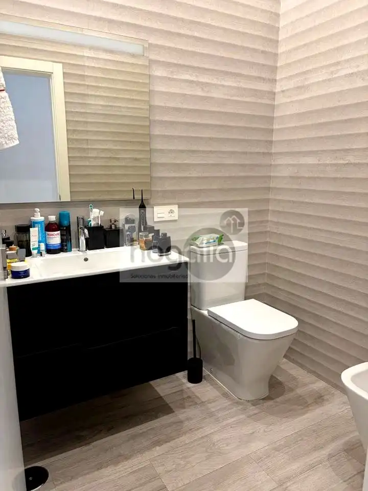 Baño de Planta baja de alquiler en Sevilla con Aire acondicionado y Amueblado