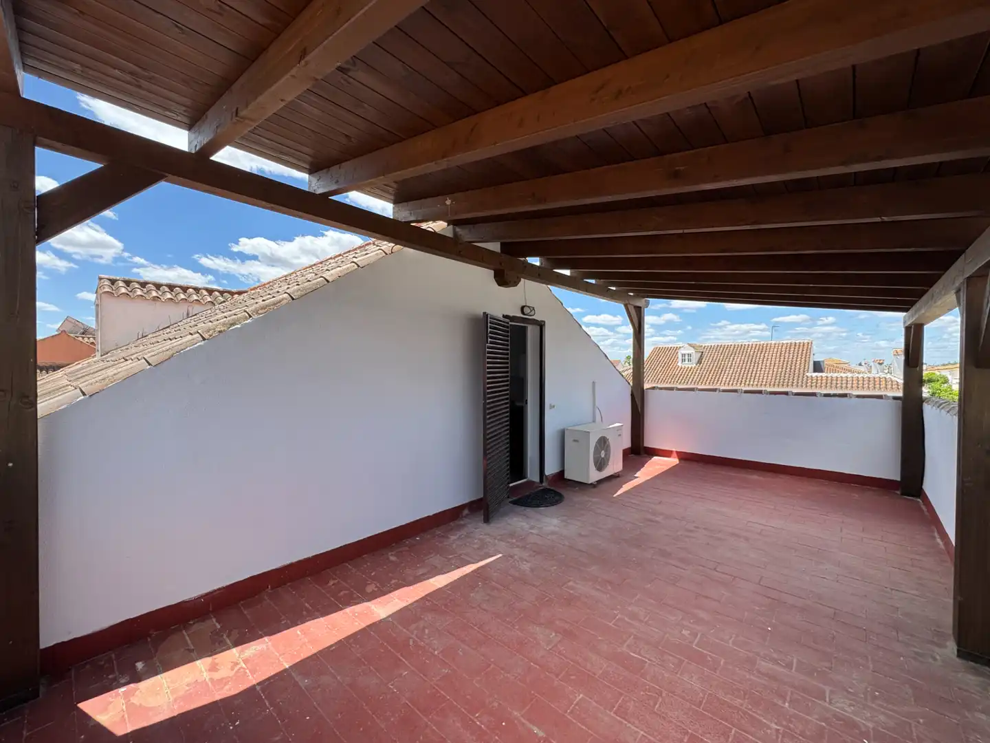 Terraza de Casa o chalet de alquiler en Espartinas con Aire acondicionado, Calefacción y Jardín privado