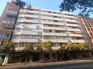 Flat for sale in calle Santander
