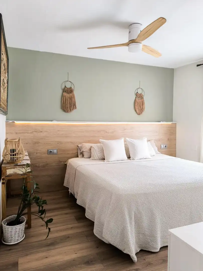 Habitación de Ático en venta en Mataró con Parquet, Terraza y Piscina