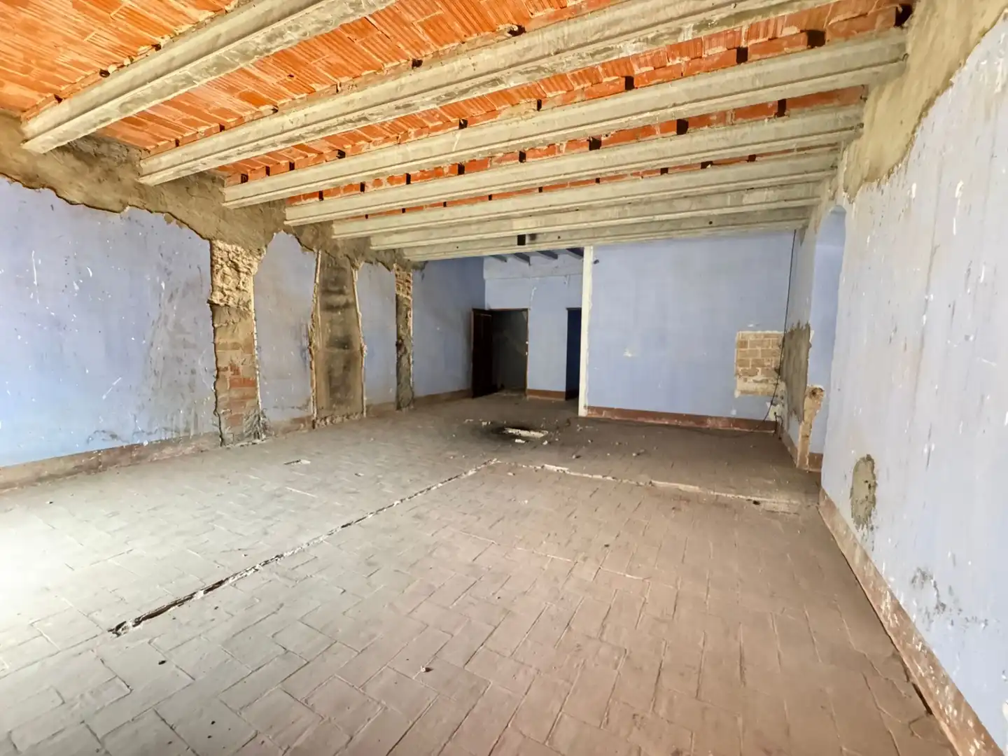 Houses for sale in Lladó  with Terrace