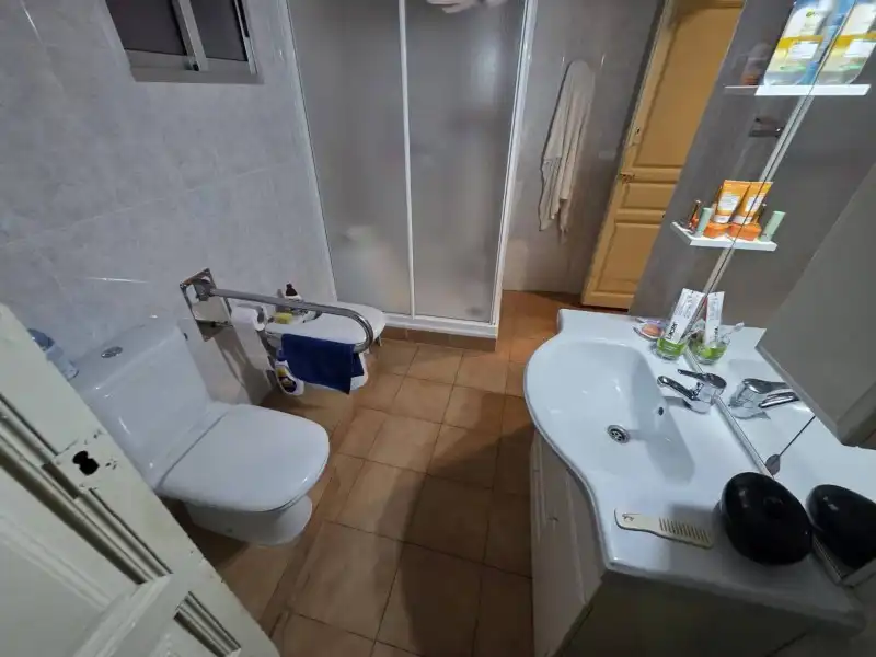 Baño de Piso en venta en Plasencia con Calefacción, Jardín privado y Parquet