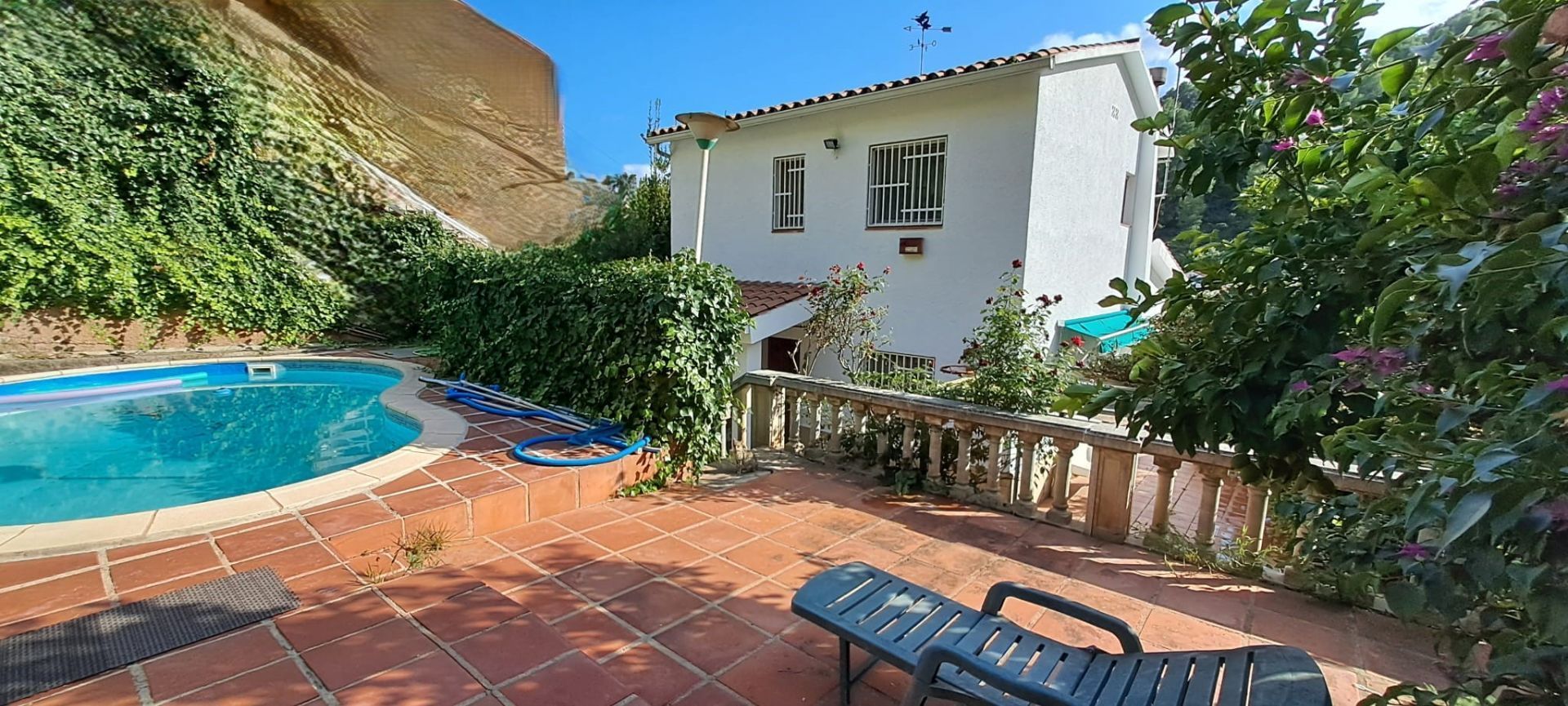 Jardí de Casa o xalet en venda en Vallirana amb Aire condicionat, Calefacció i Traster