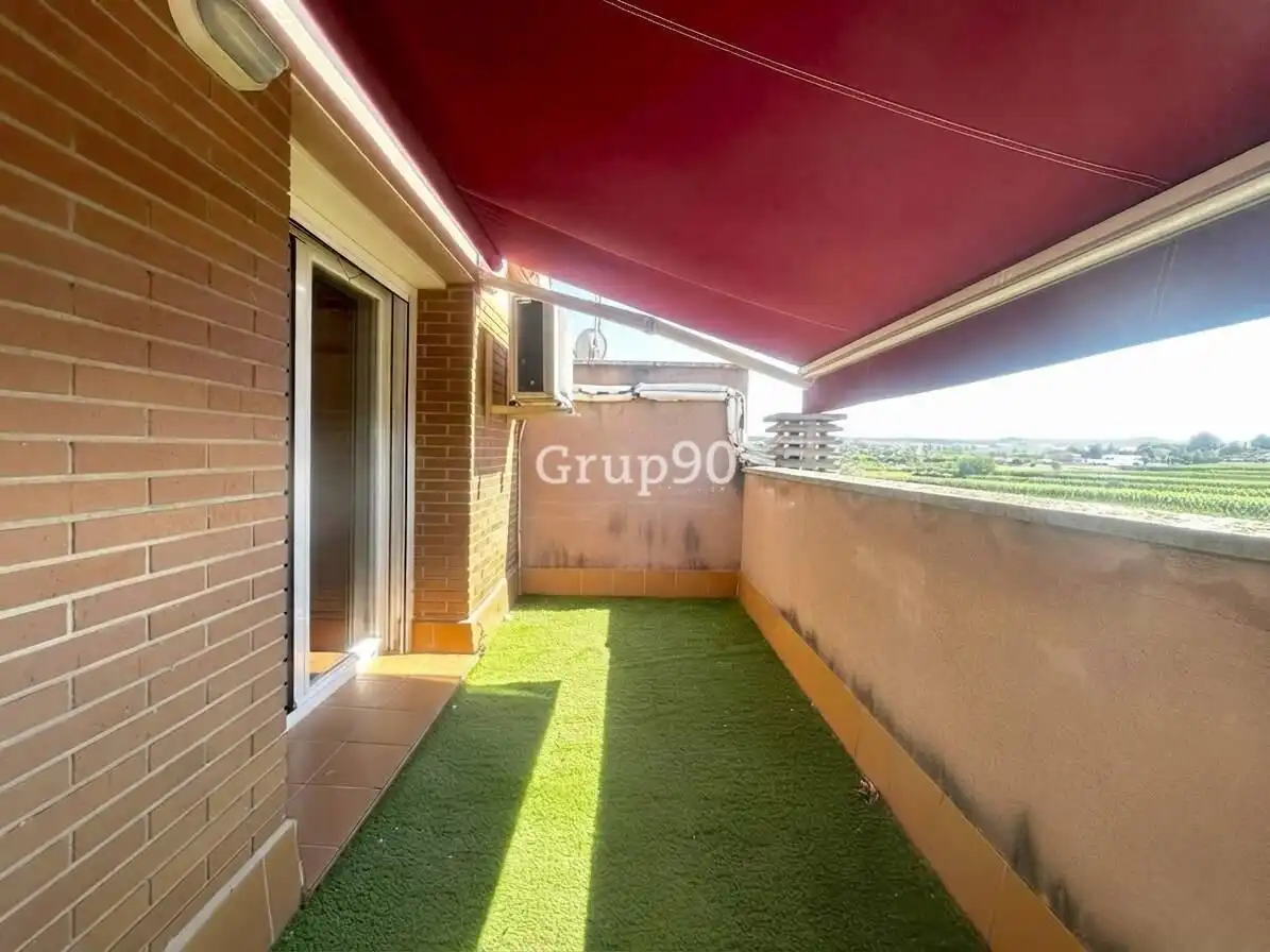 Terraza de Casa adosada en venta en Puigverd de Lleida con Aire acondicionado, Calefacción y Parquet