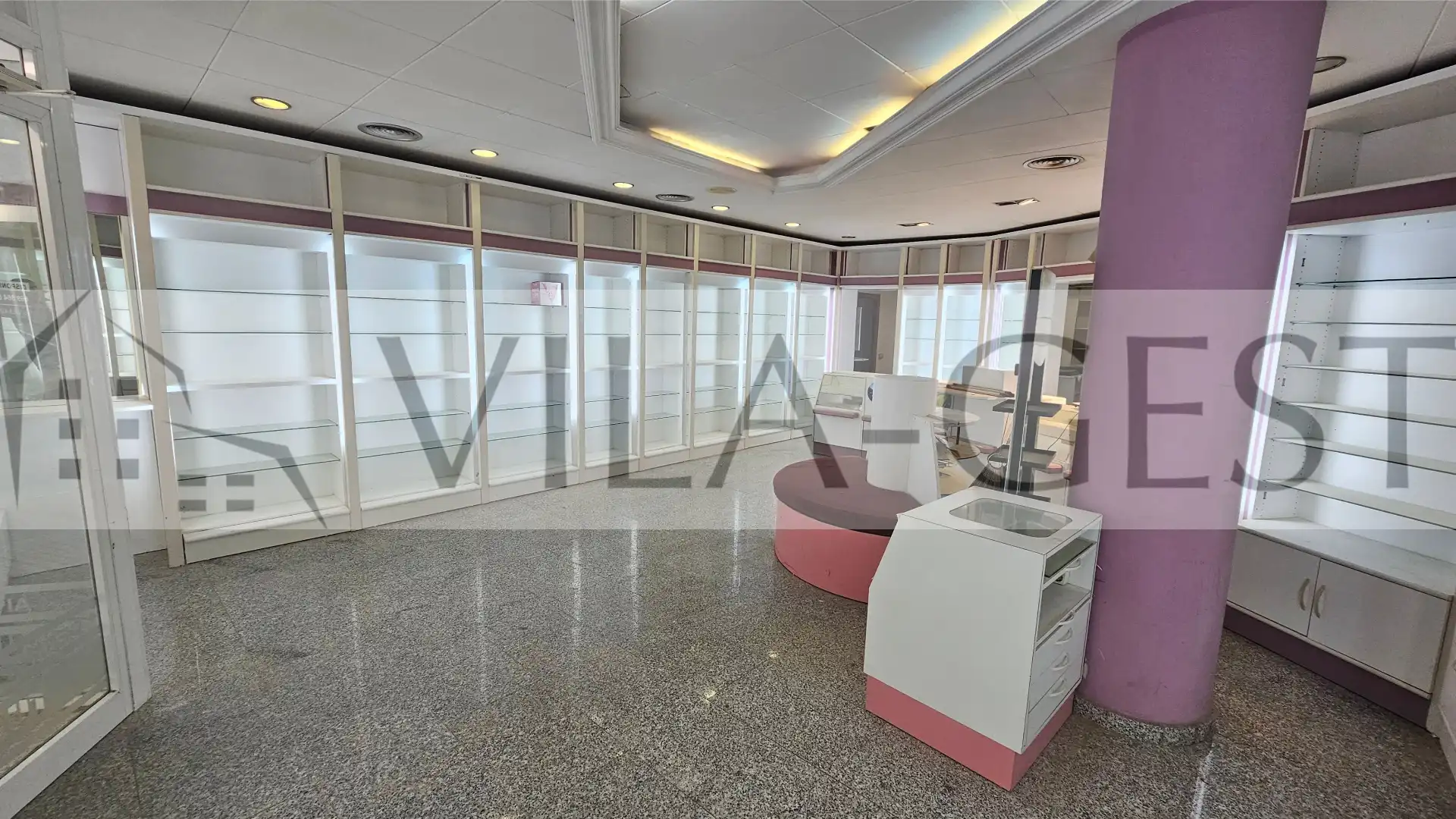 Business premises for sale in Avinguda de Francesc Macià 9, imagen 2
